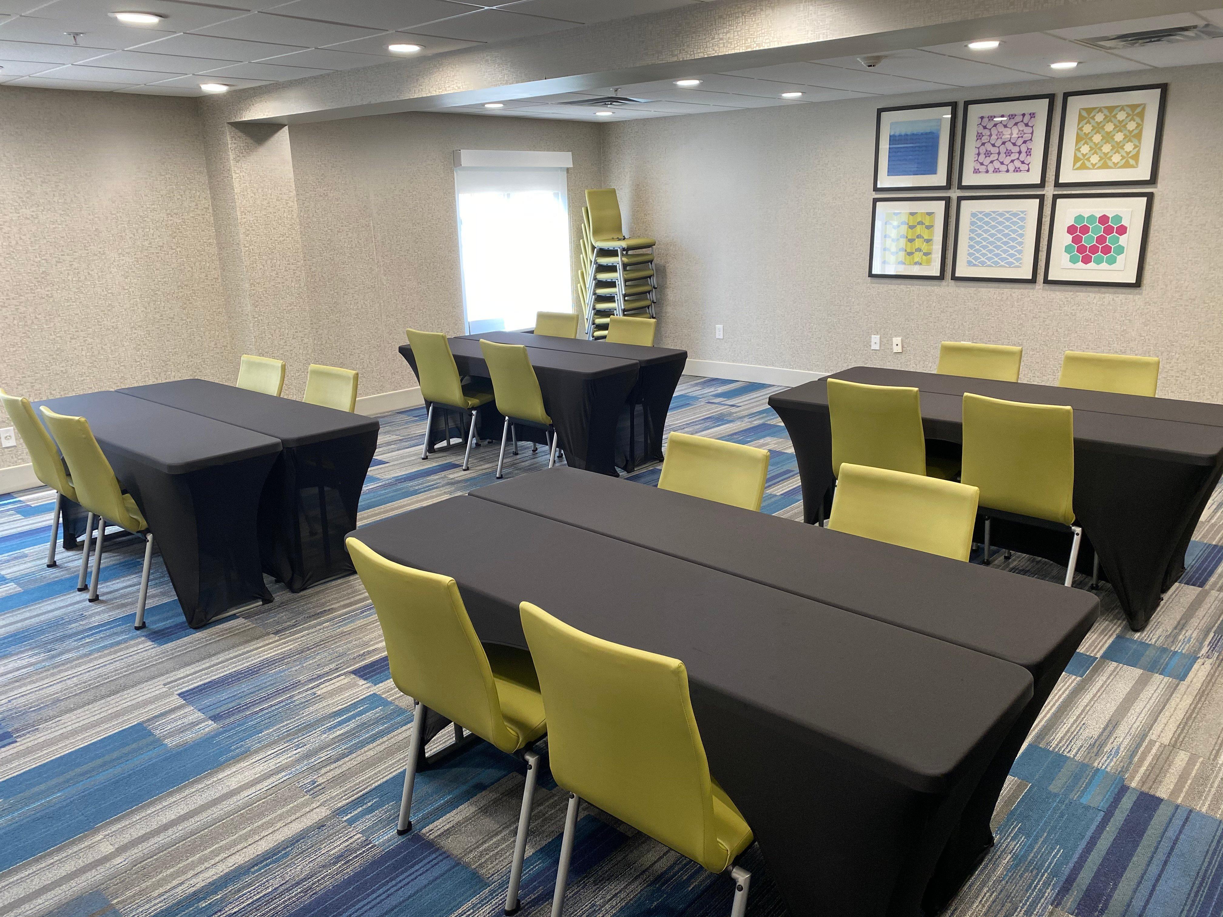 Holiday Inn Express Atlanta-Stone Mountain By Ihg Bagian luar foto